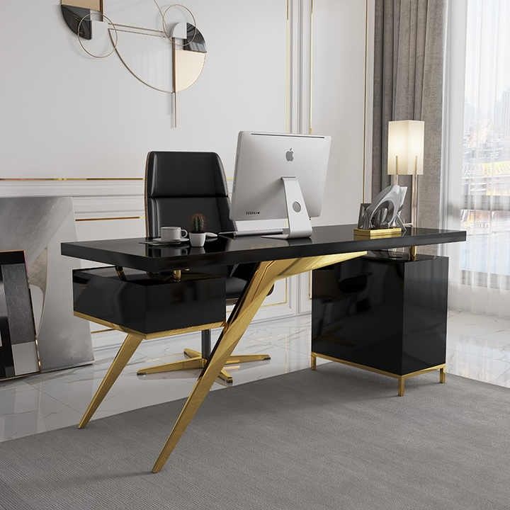 Furniture & Decor