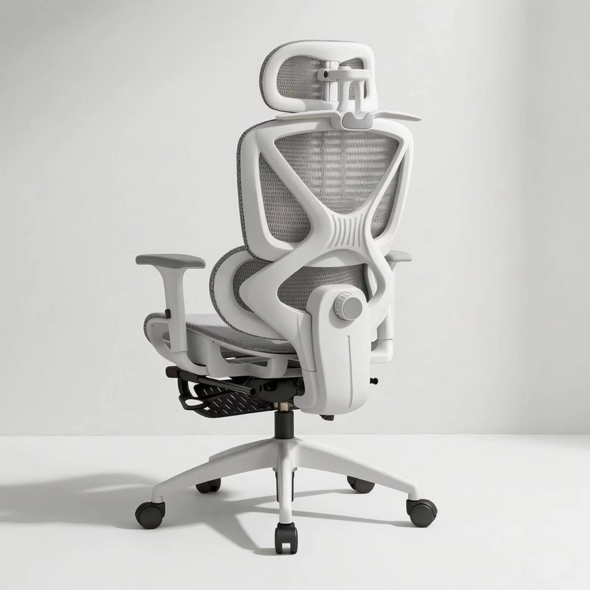 Mesh Office Chair High Back Reclining Ergonomic Work Chair with Adjustable Headrest for Executive Office Furniture